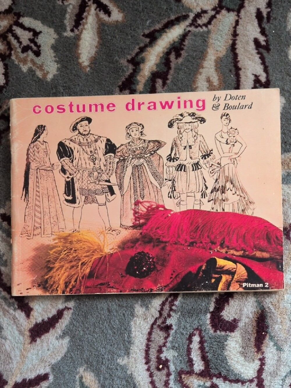 Assorted Art Books - Picture 2 of 8